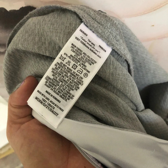 COPY - Ted Baker Title Daizit Skinny Crop Step Hem Pants, Grey, US Size 10 - Picture 10 of 13